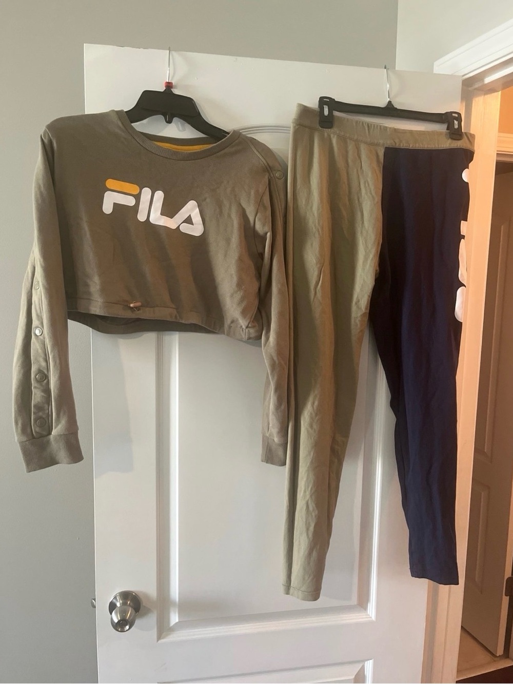 FILA Olive Crop Sweatshirt & Two-Tone Leggings Set!